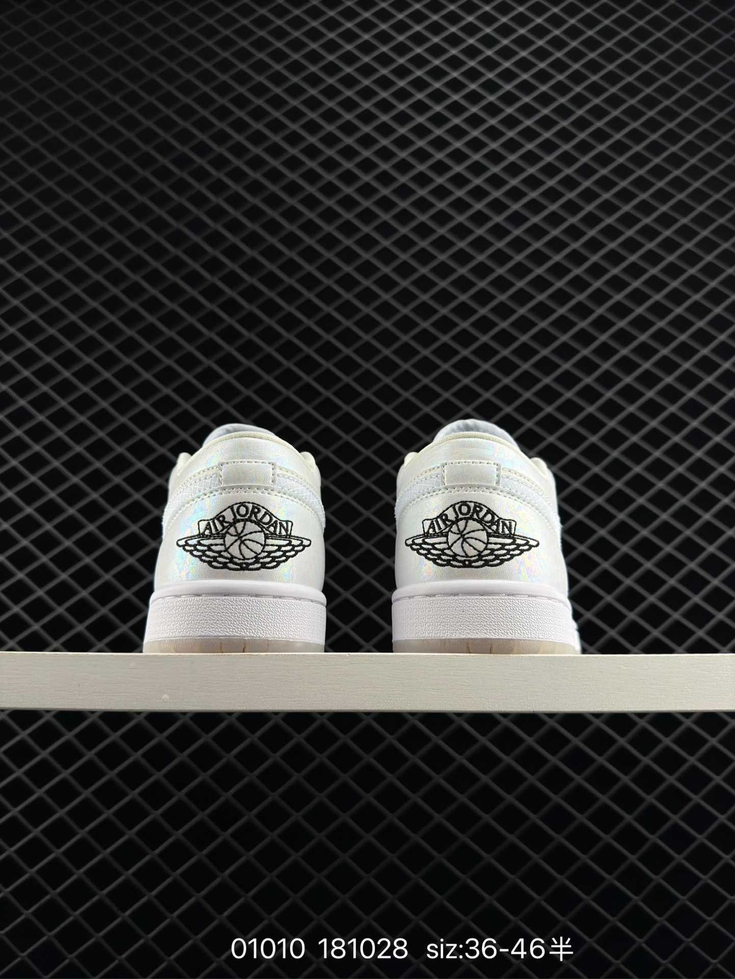 Nike  Air Jordan 1 Low GS“White/Black/Phosphor”